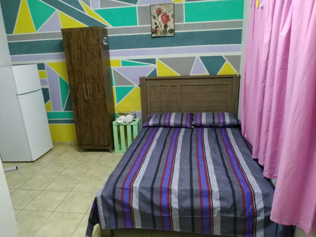 Urban Hostel Pedro Juan Caballero Bagian luar foto